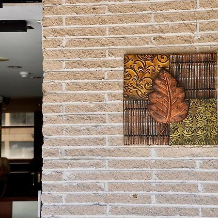 Melbourne Vivo Apart otel Dış mekan fotoğraf